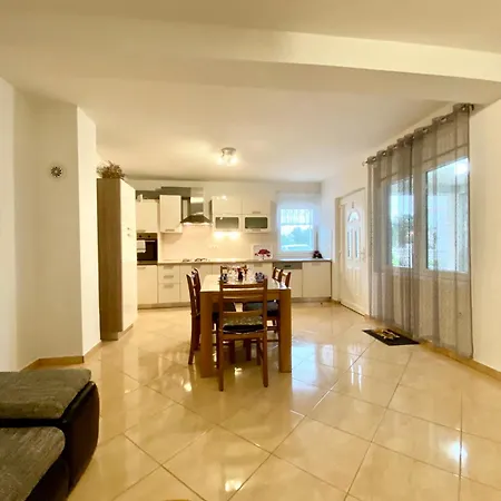 Presidenta Appartement *